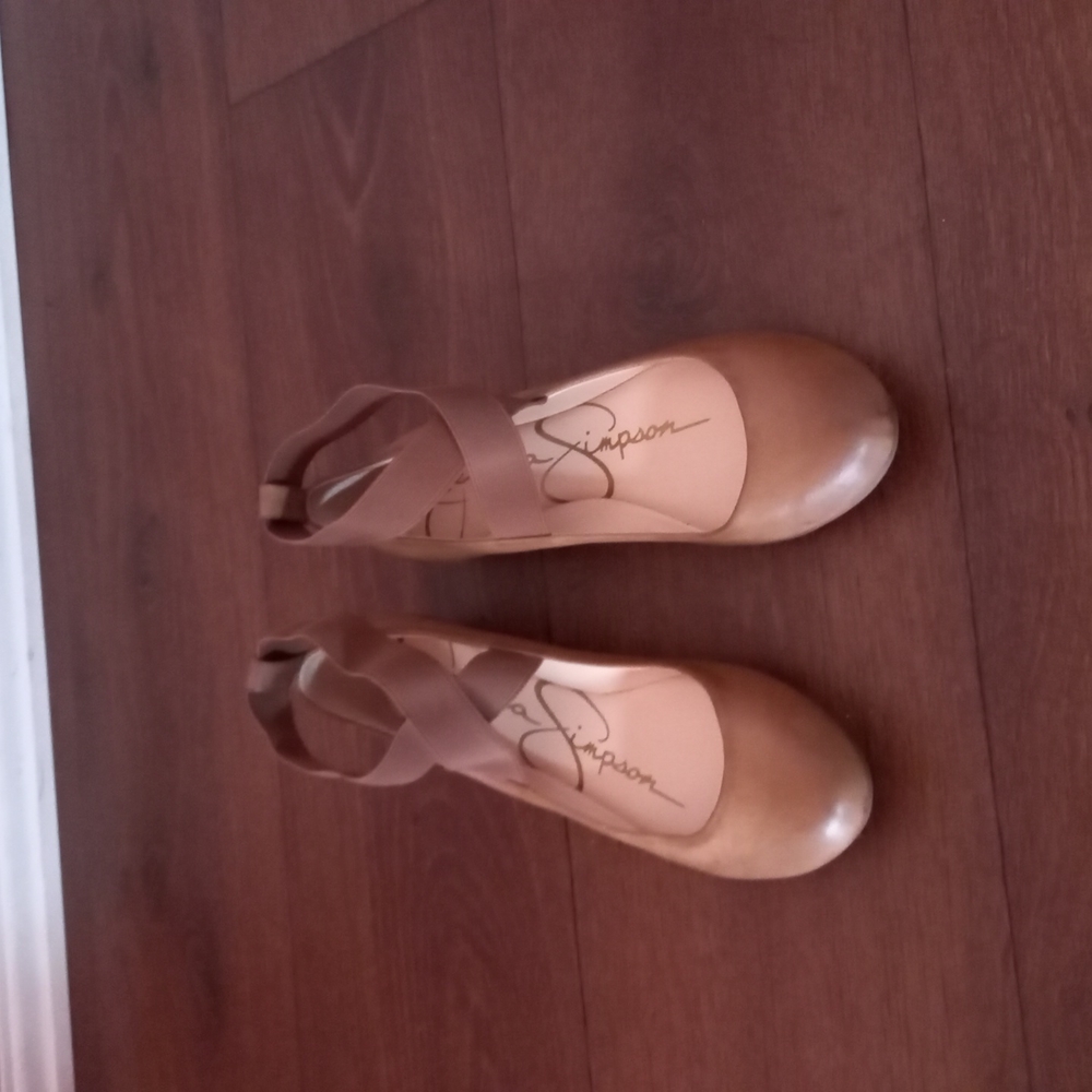 Gessica simpson flat shoes